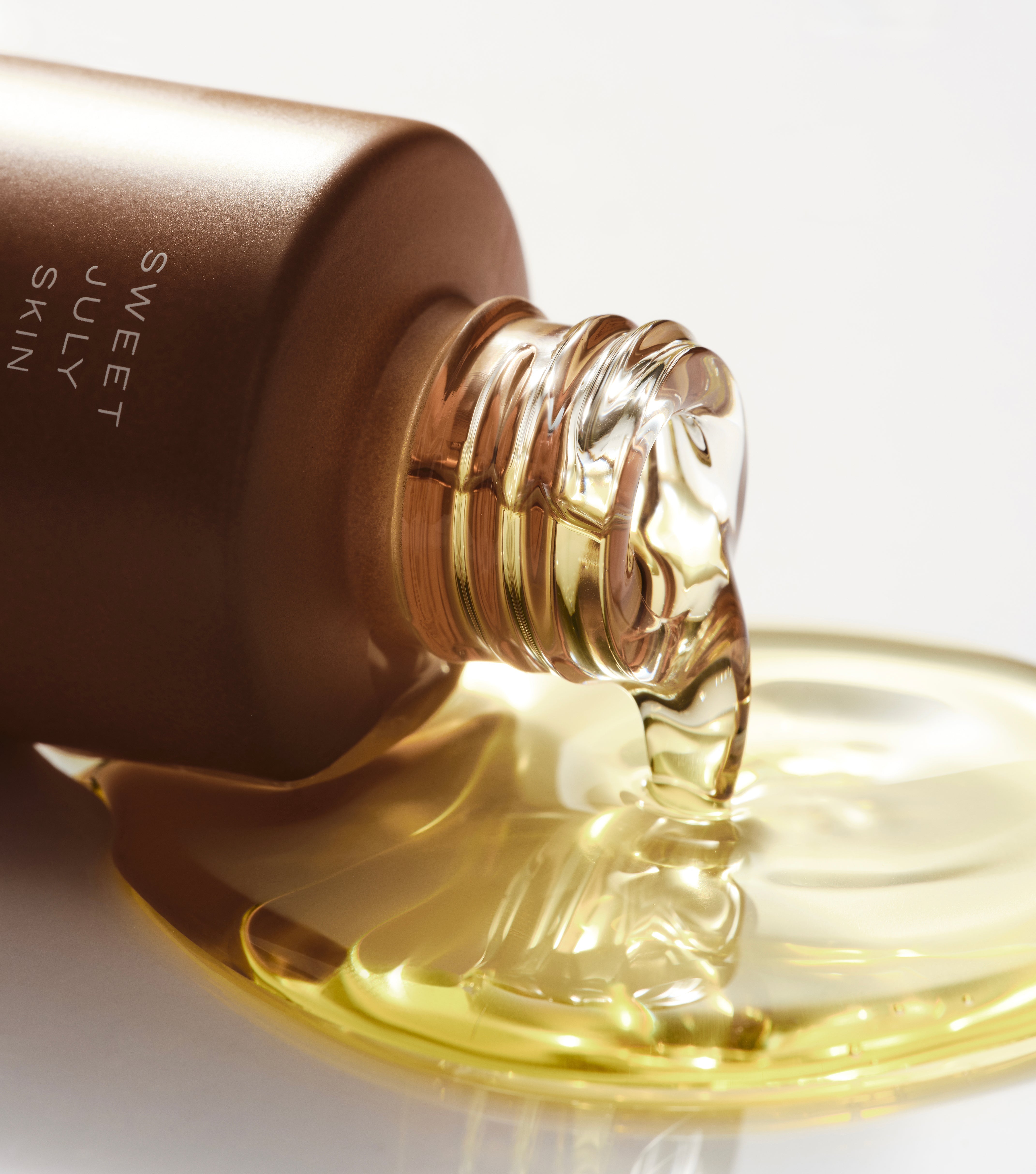 The Benefits of Castor Oil in Skincare