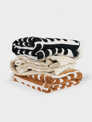 Alma Throw